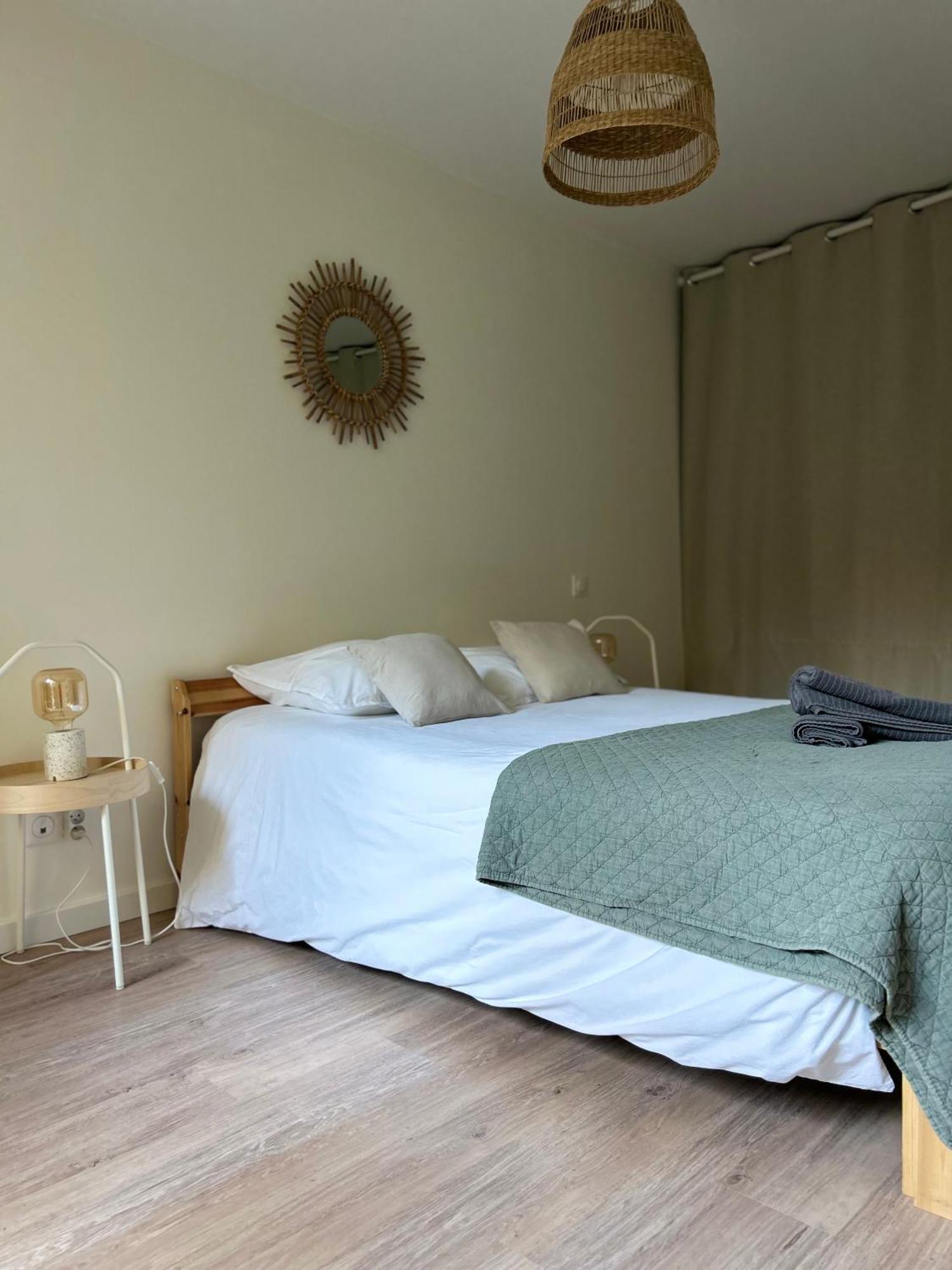 Le Patio : Appartement Chic 3 Chambres Au Coeur De Pau Esterno foto