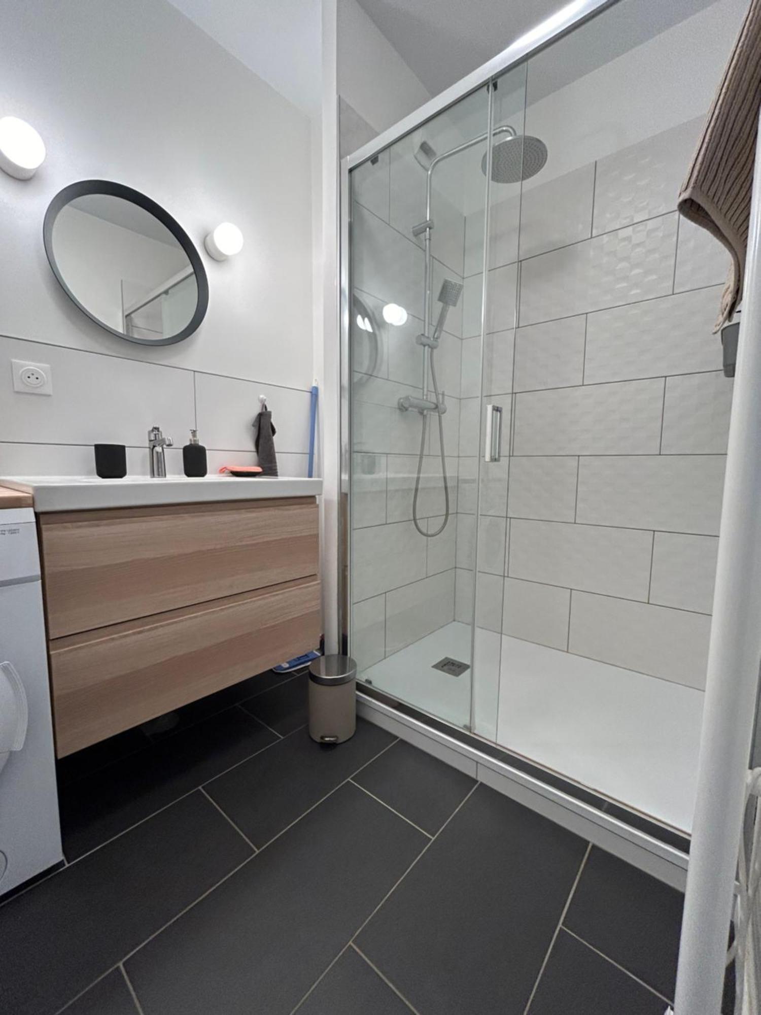 Le Patio : Appartement Chic 3 Chambres Au Coeur De Pau Esterno foto