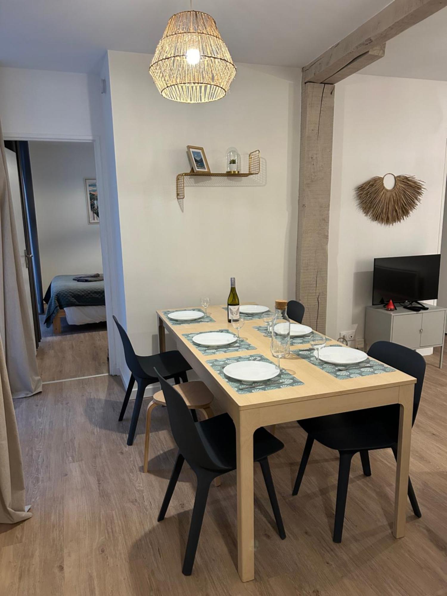 Le Patio : Appartement Chic 3 Chambres Au Coeur De Pau Esterno foto