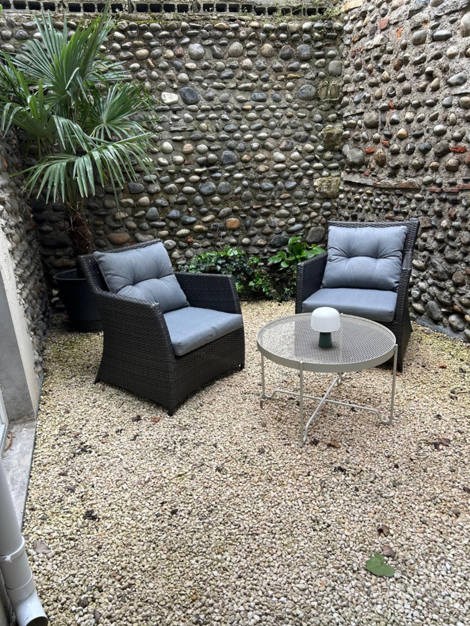 Le Patio : Appartement Chic 3 Chambres Au Coeur De Pau Esterno foto